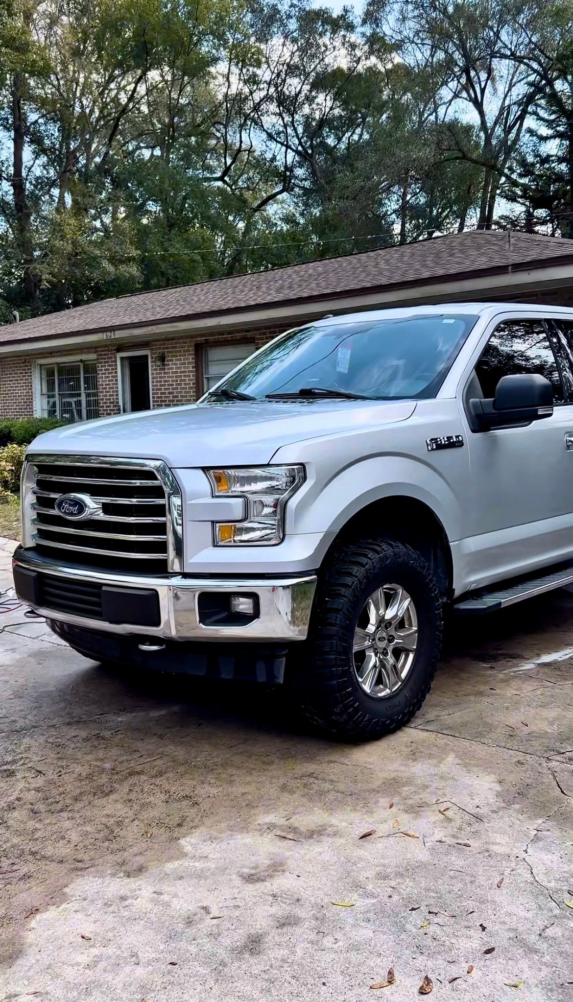 Large Truck or 3-Row SUV